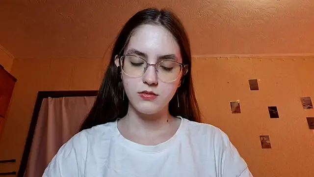 Snapshot of Katelemon chatting on March 1, 12:16 pm Katelemon online show from March 1, 12:16 pm