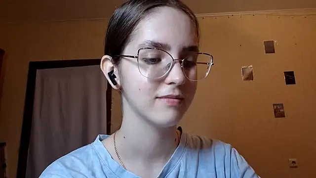 Katelemon online show from May 17, 2:17 pm