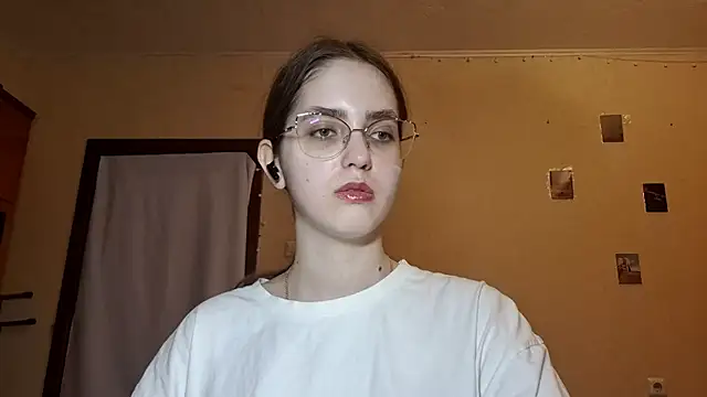 Katelemon online show from April 26, 2:14 pm