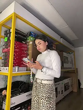 Snapshot of Ambarina_ chatting on May 12, 11:49 am Ambarina online show from May 12, 11:49 am