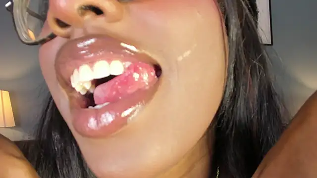 MelodyBlazze online show from February 26, 8:20 pm