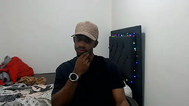 blackhorseet online show from April 11, 11:30 pm