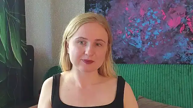 Snapshot of Lanavi_Smile chatting on June 26, 6:08 am Lanavi Smile online show from June 26, 6:08 am