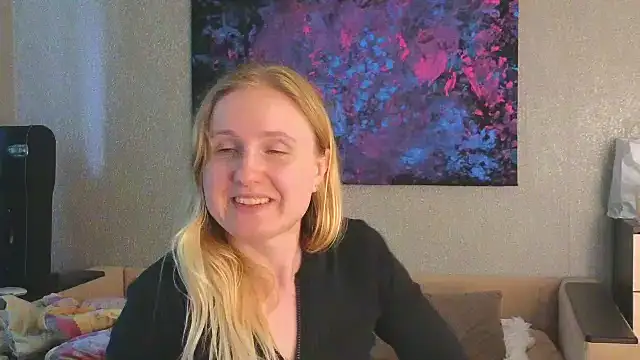 Snapshot of Lanavi_Smile chatting on June 13, 5:55 pm Lanavi Smile online show from June 13, 5:55 pm