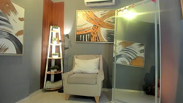 cailing  online show from March 4, 10:56 am