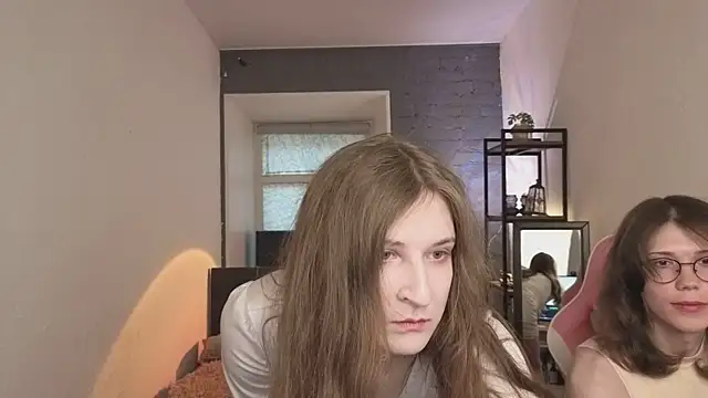 ZoriaLovesLuna online show from March 10, 6:50 am