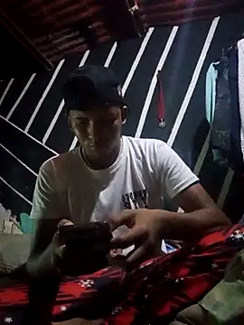 zeus23cm1 online show from February 23, 12:39 pm