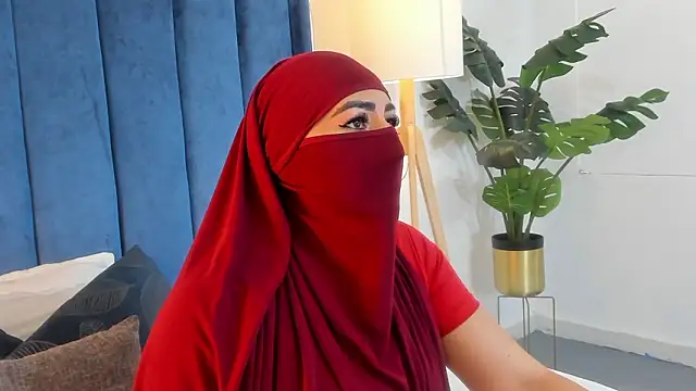 Snapshot of _jamiila chatting on February 21, 3:25 pm jamiila online show from February 21, 3:25 pm