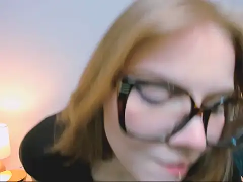 StormiSmooth online show from March 28, 6:14 am