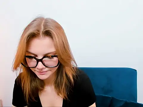 Snapshot of StormiSmooth chatting on February 28, 7:08 am StormiSmooth online show from February 28, 7:08 am