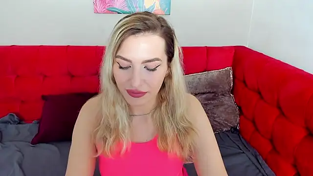 StellaAlluring online show from May 7, 1:32 am