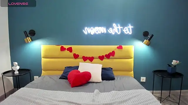 SofiaFabulous online show from February 27, 1:39 am