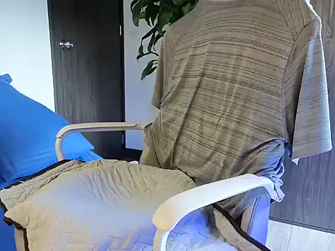 Snapshot of Wheeler_Green chatting on February 23, 1:55 pm Wheeler Green online show from February 23, 1:55 pm