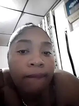 Snapshot of Megan-Small chatting on February 28, 9:25 pm Megan-Small online show from February 28, 9:25 pm