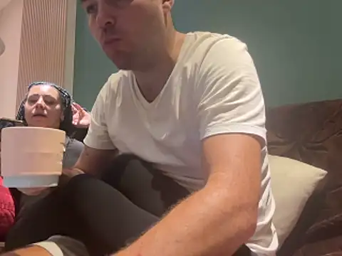 Snapshot of alpsXsiberia chatting on February 28, 7:46 pm alpsXsiberia online show from February 28, 7:46 pm