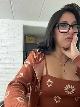 susi chimm online show from March 16, 1:35 am