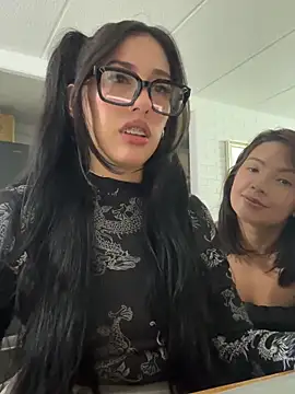 susi chimm online show from April 4, 12:39 am