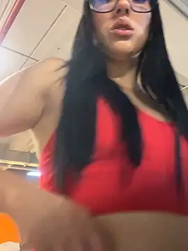 Snapshot of susi_chimm chatting on July 16, 1:57 am susi chimm online show from July 16, 1:57 am