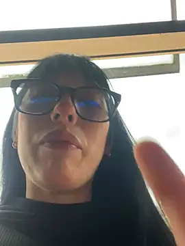 Snapshot of susi_chimm chatting on July 11, 3:56 pm susi chimm online show from July 11, 3:56 pm