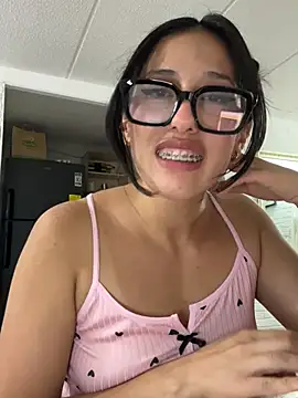 susi chimm online show from March 13, 2:27 am