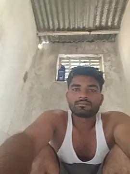Snapshot of Fantasy_King_3939 chatting on June 11, 4:42 am Fantasy King 3939 online show from June 11, 4:42 am