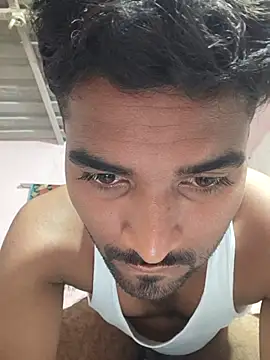 Snapshot of Fantasy_King_3939 chatting on July 6, 1:40 pm Fantasy King 3939 online show from July 6, 1:40 pm