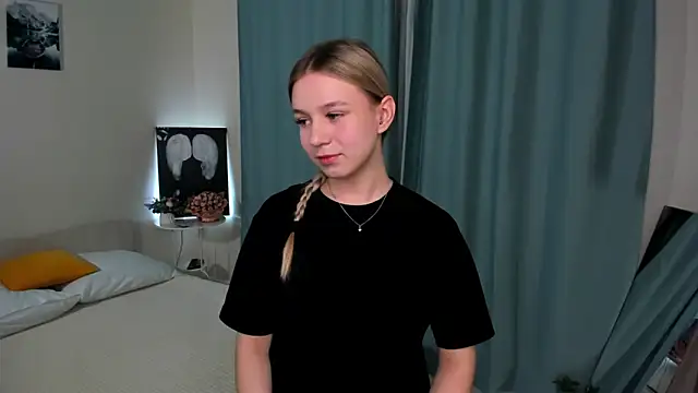 Stacy Soft online show from March 5, 7:43 pm