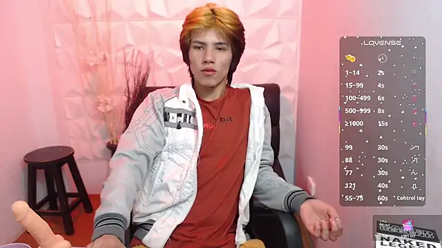 Snapshot of Stich_23 chatting on June 12, 5:38 am Stich 23 online show from June 12, 5:38 am