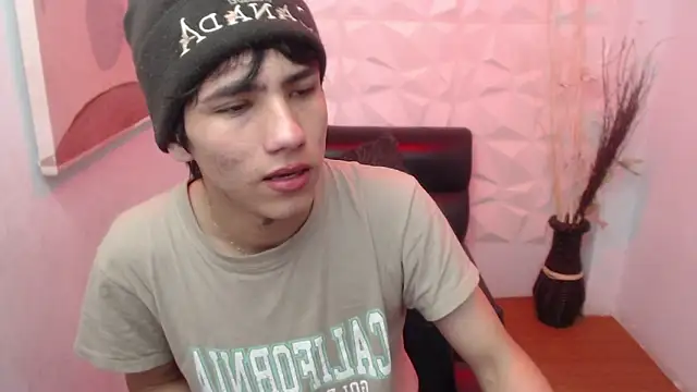 Stich 23 online show from March 4, 3:58 am