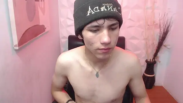 Stich 23 online show from March 7, 1:49 pm