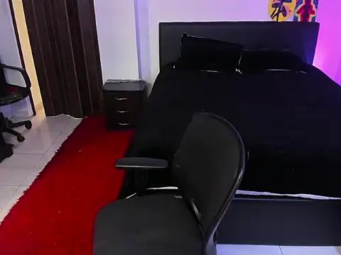 ginebrapurple online show from March 15, 6:04 pm