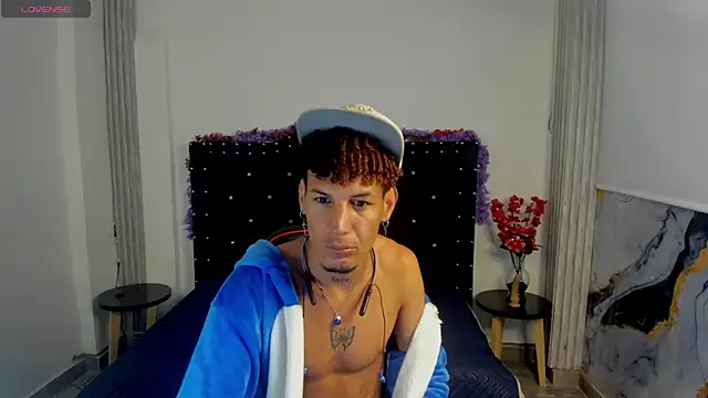 Snapshot of gaboking_ chatting on February 24, 2:40 pm gaboking online show from February 24, 2:40 pm