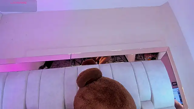 SusiMendez online show from March 7, 8:10 am