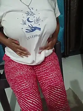 Queenlipx online show from March 11, 4:34 pm