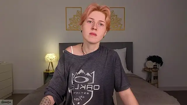  Freirene online show from March 8, 2:42 pm