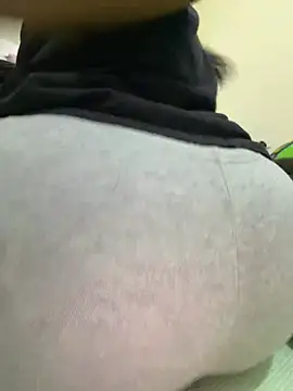 Snapshot of sessy_grl chatting on June 27, 3:51 pm sessy grl online show from June 27, 3:51 pm