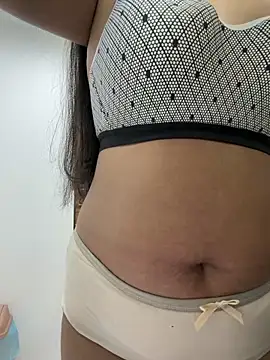 sessy grl online show from March 14, 8:20 am