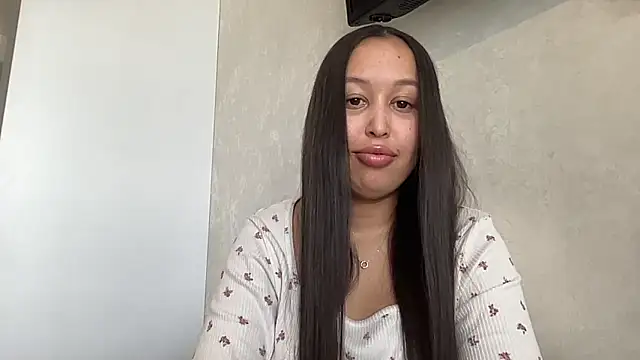 Dana 005 online show from April 9, 12:55 pm