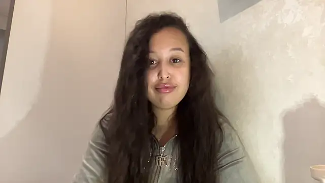 Dana 005 online show from April 1, 7:33 pm