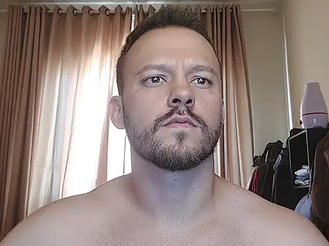 amanteloiro online show from May 11, 4:04 pm