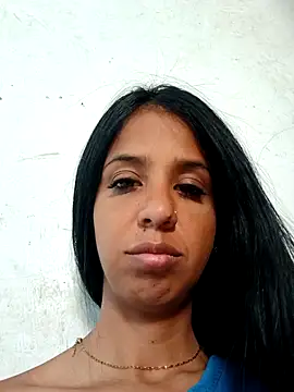 skinnyprety18 online show from February 23, 8:31 pm