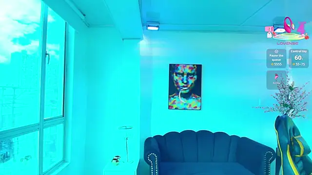 Chloe meoww online show from March 31, 7:38 pm