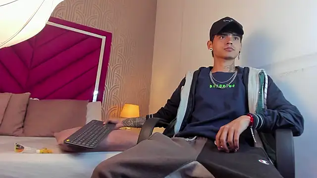 Dominic Foxx online show from February 26, 12:38 pm