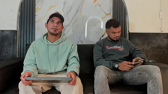 Latins on fire online show from May 3, 11:37 am