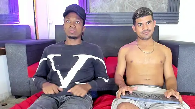 Latins on fire online show from April 4, 12:12 pm