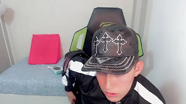 Street poemm  online show from March 20, 9:16 pm