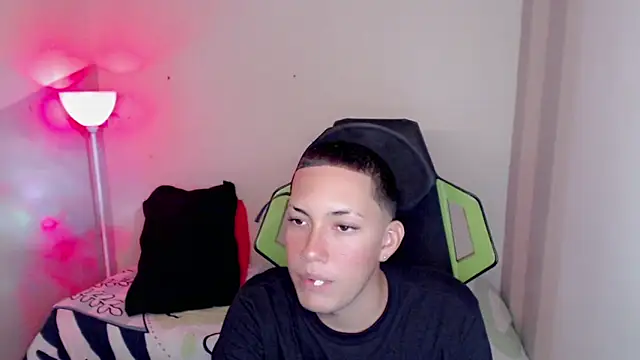 Street poemm  online show from March 7, 10:15 pm