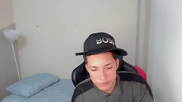 Street poemm  online show from April 3, 3:46 am