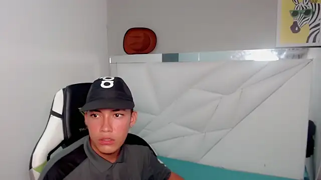 Street poemm  online show from February 25, 3:29 am