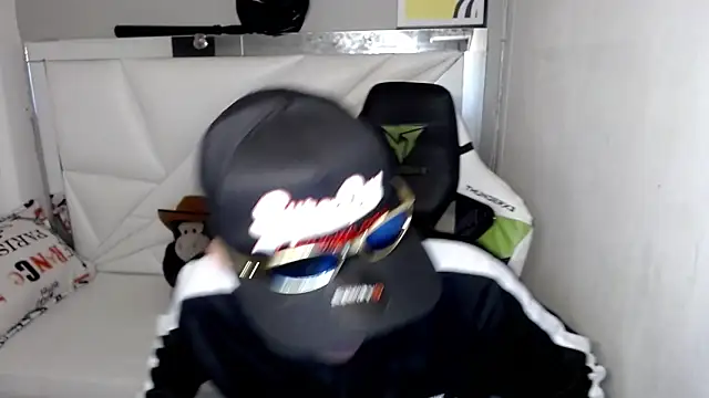 Street poemm  online show from March 28, 12:11 am